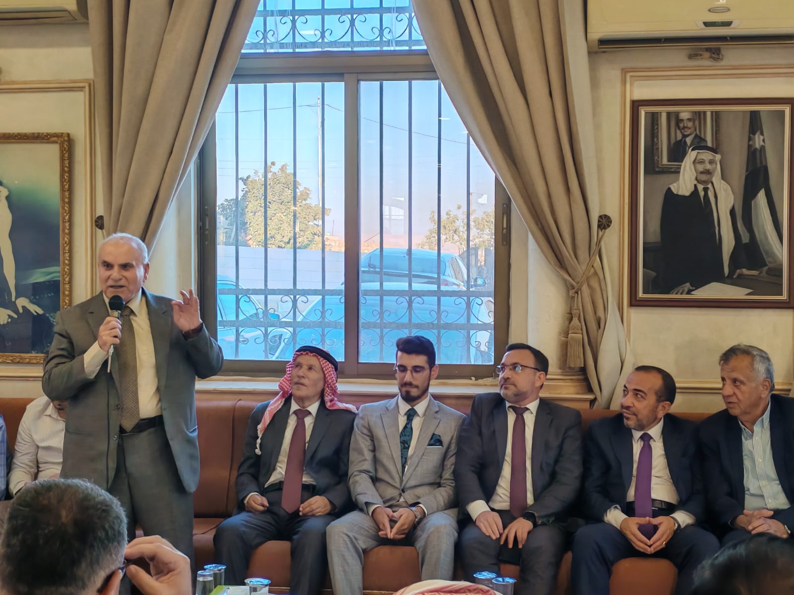 العرموطي طلب وثامر الفايز اعطى .. في جاهة حسن نجل الصحفي محمد غنام وآل مالك