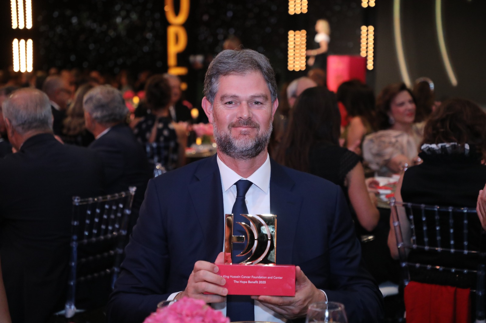 صورة حول : البنك الأردني الكويتي الراعي البلاتيني لـ "حفل الخير" للعام 2025 لدعم مؤسسة ومركز الحسين للسرطان البنك الأردني الكويتي الراعي البلاتيني لـ "حفل الخير" للعام 2025 لدعم مؤسسة ومركز الحسين للسرطان