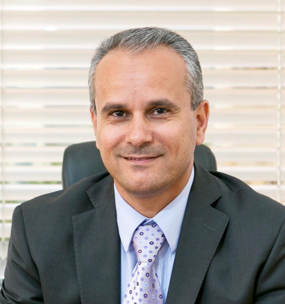 نزار قباني المتحدث الرسمي باسم الأمم المتحدة!