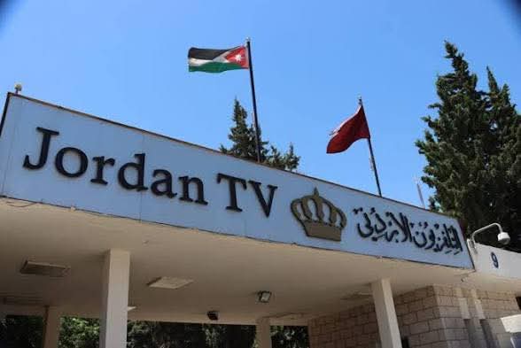 صورة حول : هل تخرج إدارة التلفزيون وتوضح حقيقة عقد آخر بربع مليون دولار هل تخرج إدارة التلفزيون وتوضح حقيقة عقد آخر بربع مليون دولار