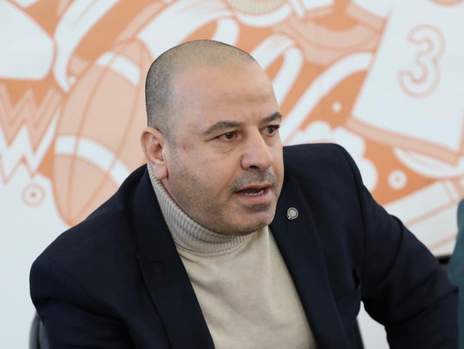 سُبْحَةُ المجد بين عمّان والدوحة