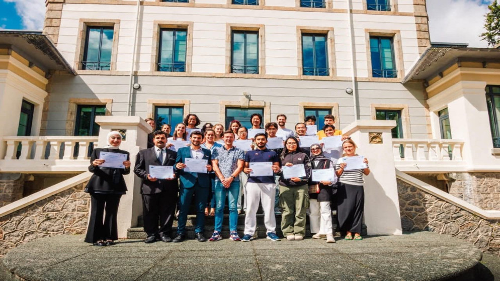 طلبة جامعة آل البيت يحصدون زمالة المعهد الفرنسي