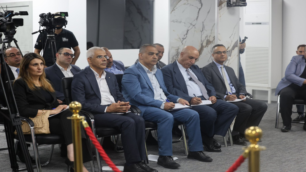 الحكومة تبحث إعداد نظام للناطقين الإعلاميين وتطلق خطة تدريبية لتوحيد الخطاب الرسمي