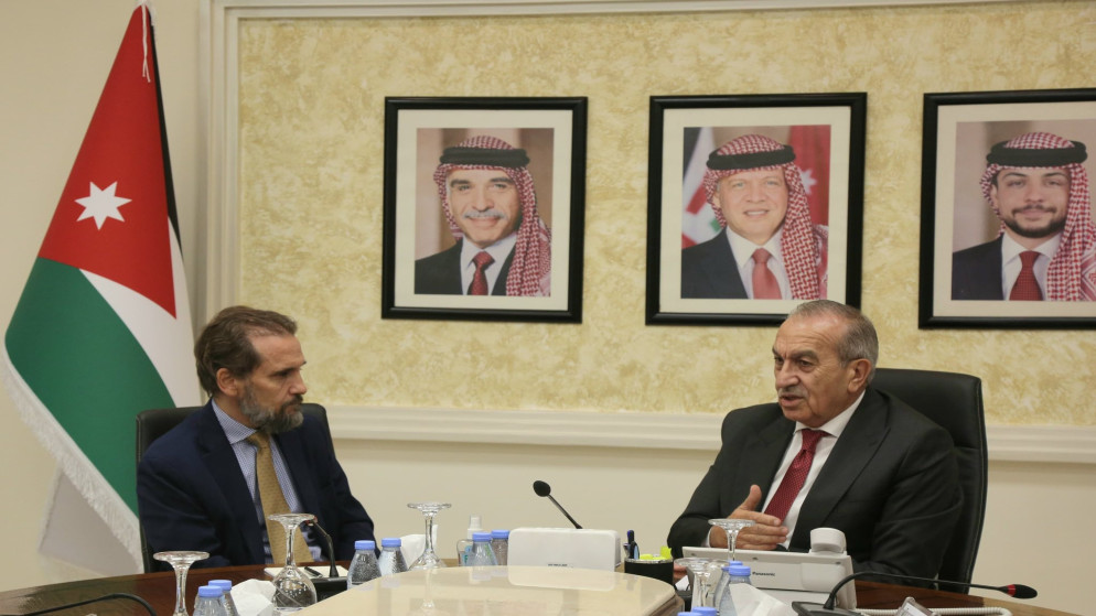 صورة حول : الأشغال والمجلس الأعلى لحقوق الأشخاص ذوي الإعاقة يناقشان تفعيل الخطة الوطنية لتصويب المباني العامة الأشغال والمجلس الأعلى لحقوق الأشخاص ذوي الإعاقة يناقشان تفعيل الخطة الوطنية لتصويب المباني العامة