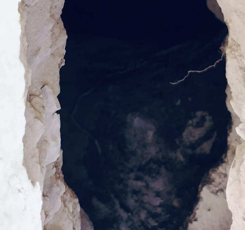 صورة حول : إثارة جدل في بني كنانة بعد طمر بئر أثرية أثناء أعمال حفر مياه إثارة جدل في بني كنانة بعد طمر بئر أثرية أثناء أعمال حفر مياه