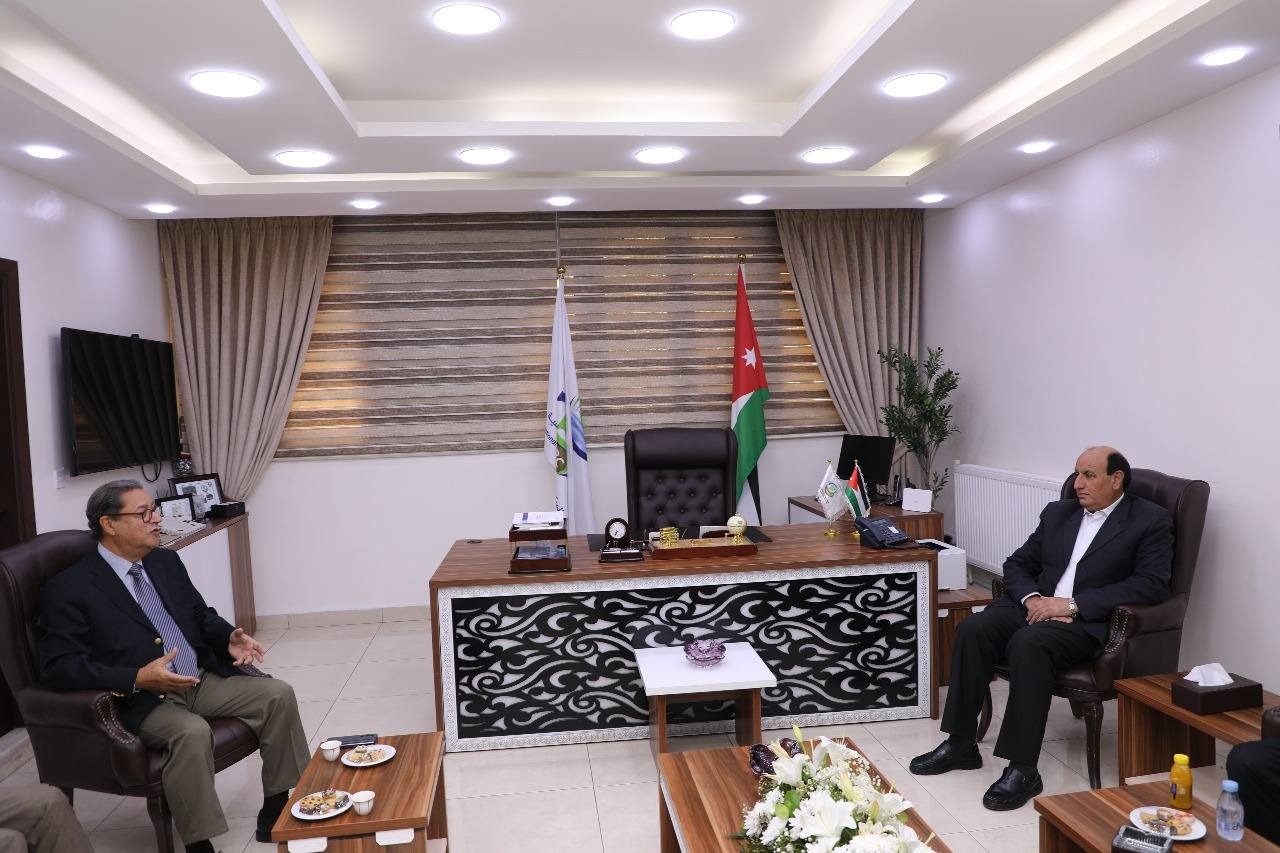 صورة حول : "البحوث الزراعية" و"إيكاردا" يبحثان تطوير بنك البذور الوطني "البحوث الزراعية" و"إيكاردا" يبحثان تطوير بنك البذور الوطني