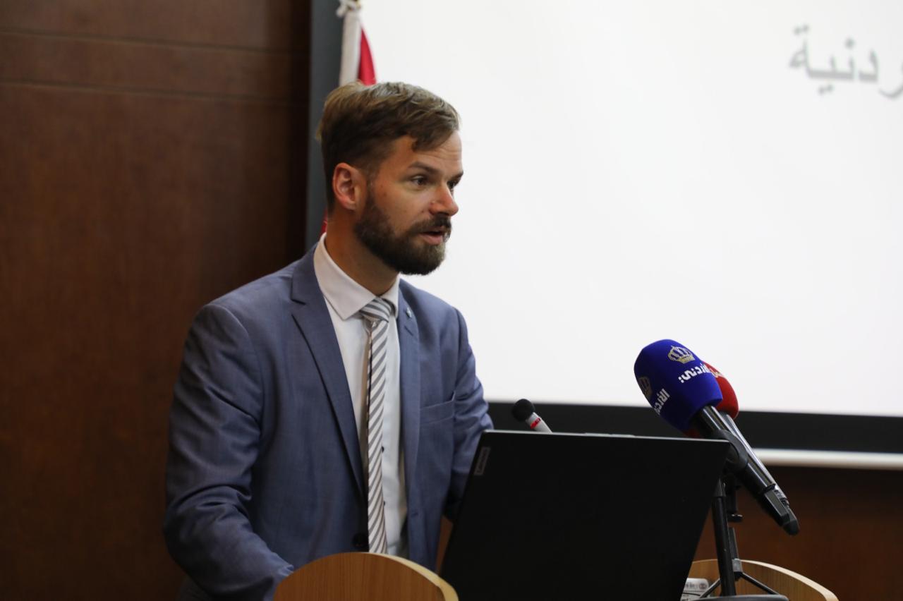العودات من الجامعة الأردنية يطلق "حواريات تعزيز مشاركة طلبة الجامعات الاردنية في الحياة السياسية"