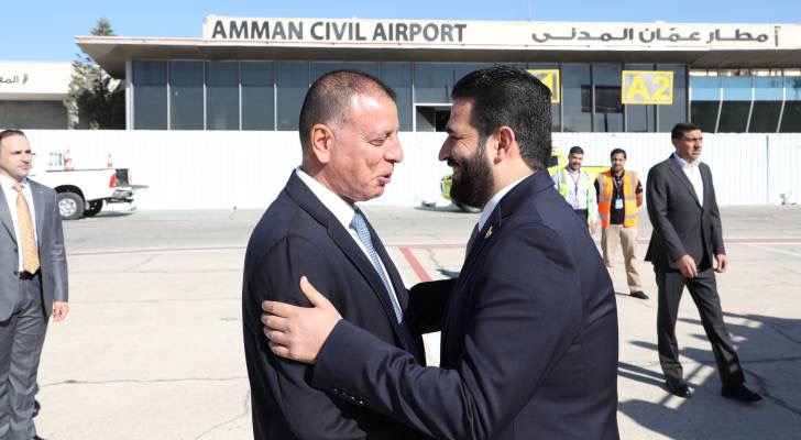 عاجل | الفراية يستقبل نظيره السوري في مطار عمان المدني