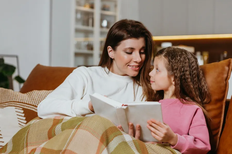 صورة حول : ما السر وراء قوة القصص في تنمية لغة الأطفال ما السر وراء قوة القصص في تنمية لغة الأطفال