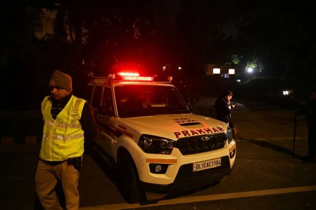 صورة حول : مصرع 20 شخصا جراء حريق حافلة بالهند مصرع 20 شخصا جراء حريق حافلة بالهند