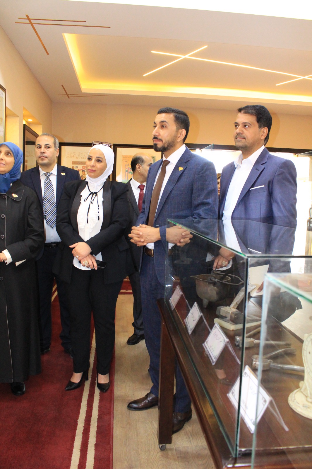 مدير عام المؤسسة السورية للبريد يزور البريد الأردني