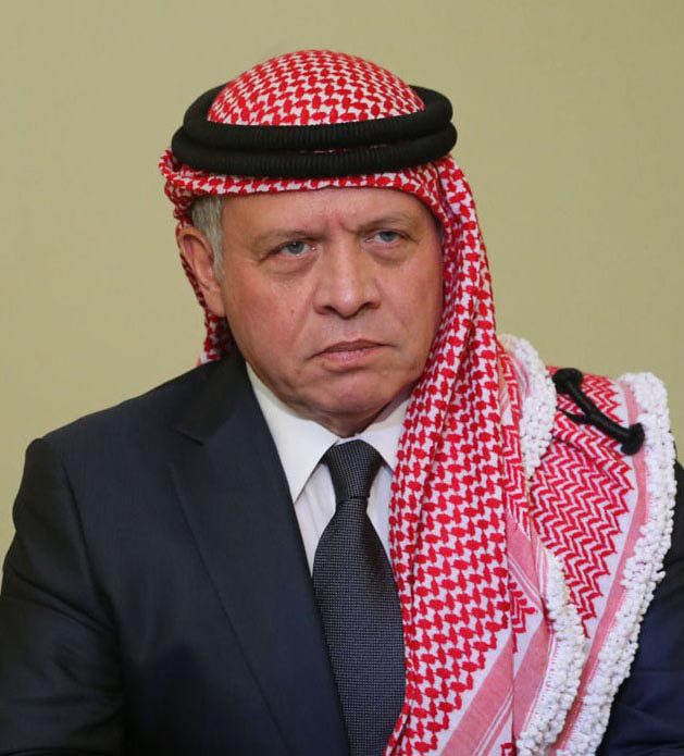 الملك يعزي أمير قطر بضحايا حادثة شرم الشيخ
