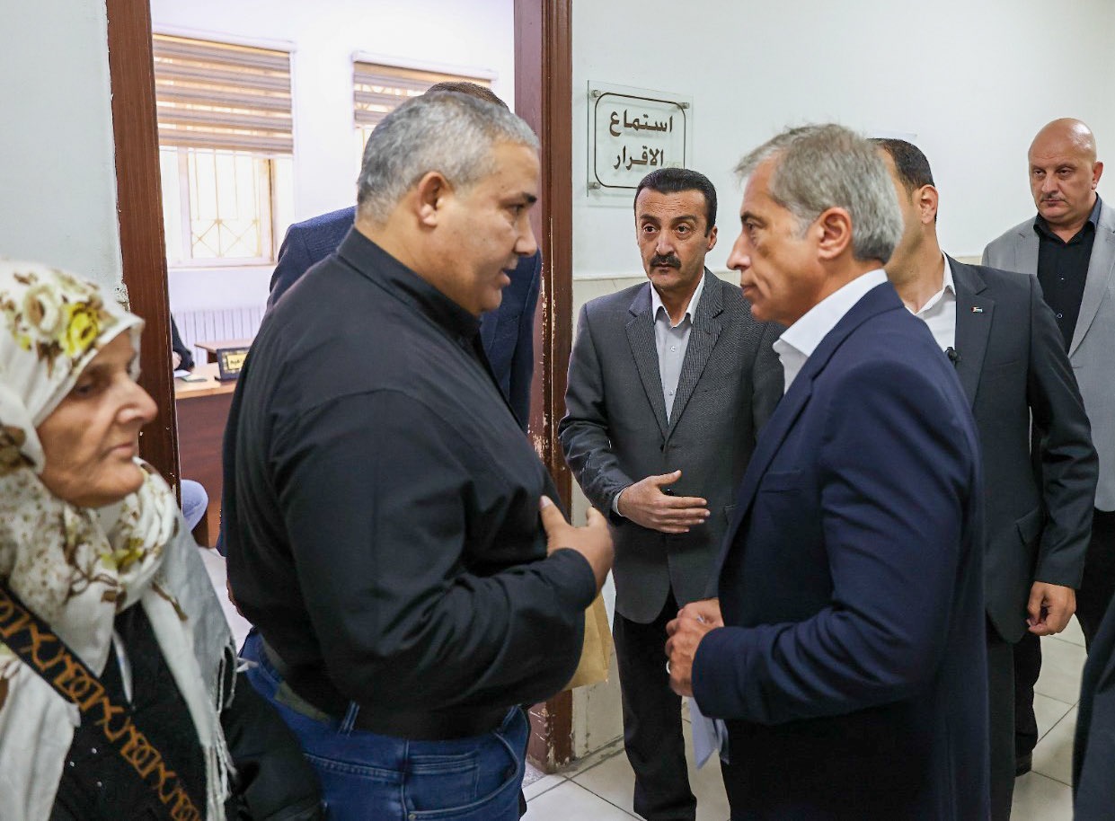 جعفر حسان يوجه بتوسعة مركز صحي خريبة السوق ورفد الكوادر