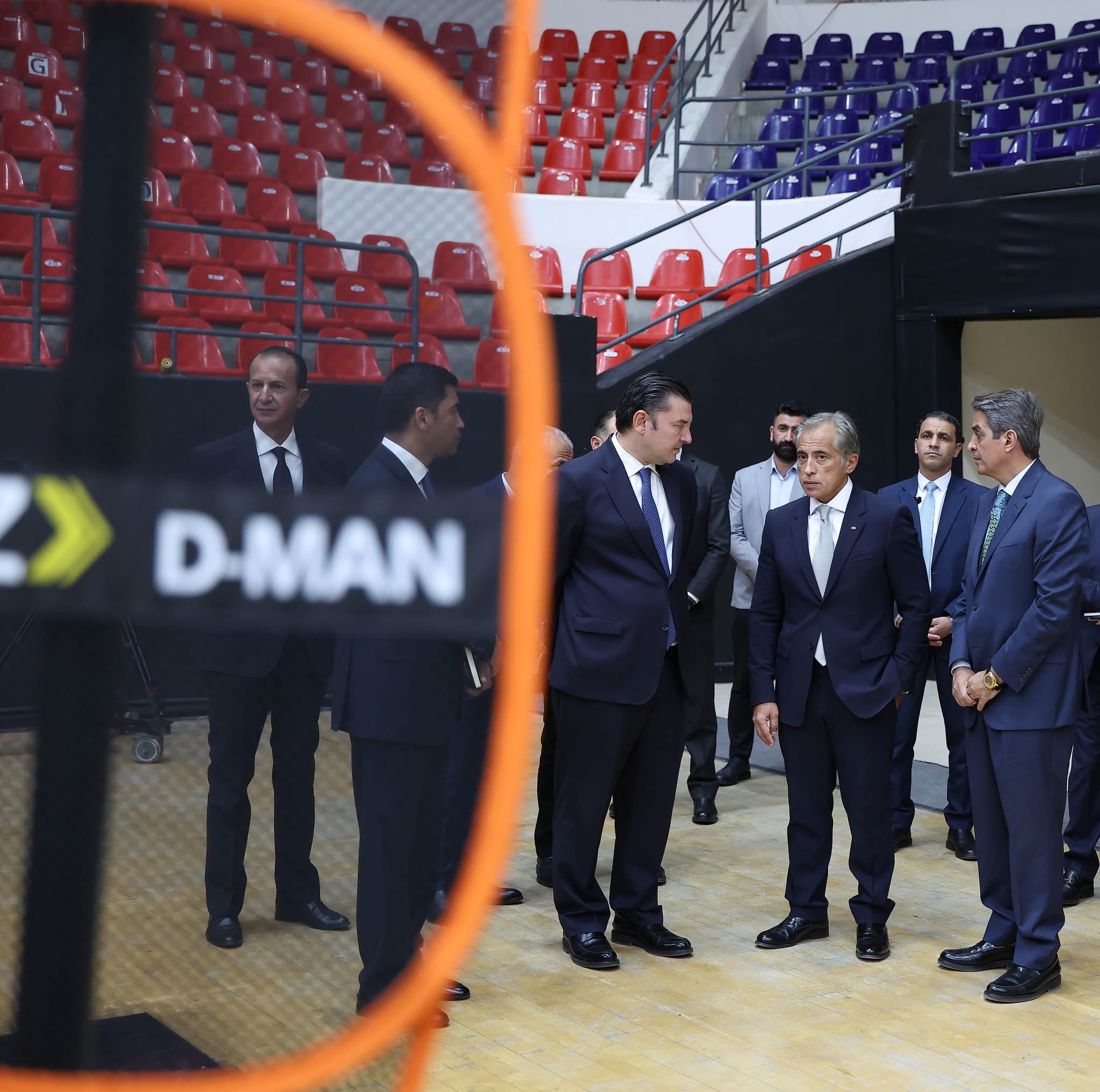 عاجل | بالصور جعفر حسّان يطلع على أعمال التطوير في مدينة الحسين للشباب