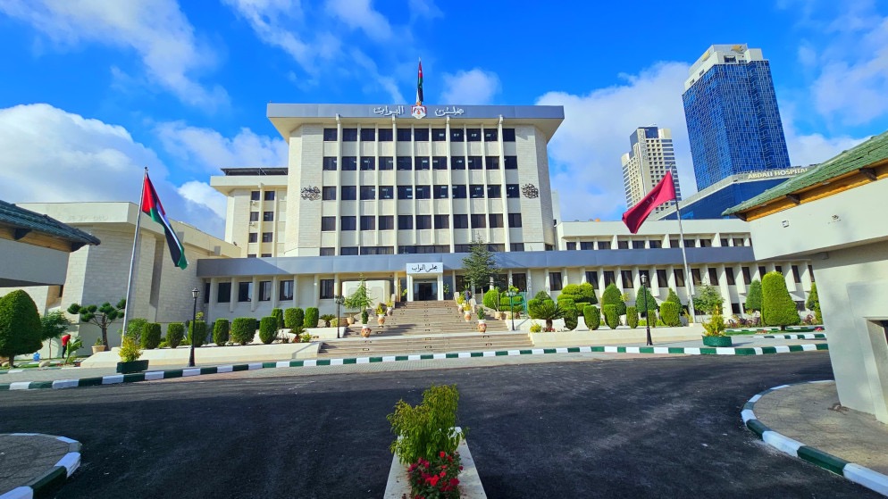 صورة حول : بالنسب والأرقام .. كيف قيم النواب أداء حكومة جعفر حسان بالنسب والأرقام .. كيف قيم النواب أداء حكومة جعفر حسان