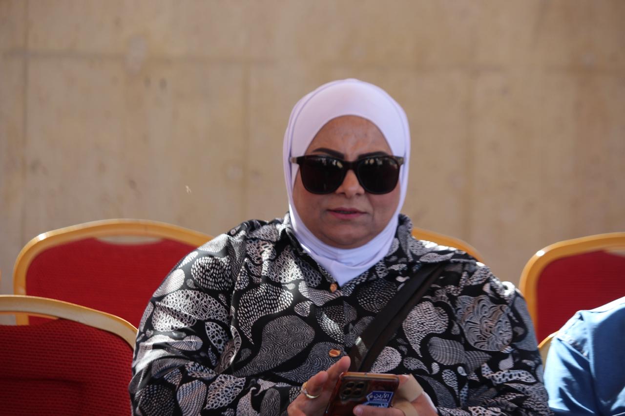 الأميرة بسمة بنت علي تفتتح بازار المزارع في حدائق الملك عبدالله الثاني .. فيديو وصور