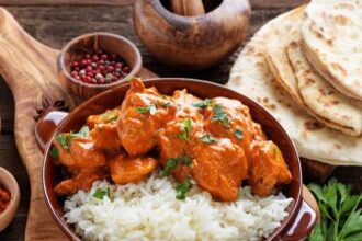 طريقة تحضير الدجاج بالزبدة بخطوات سهلة ولذيذة