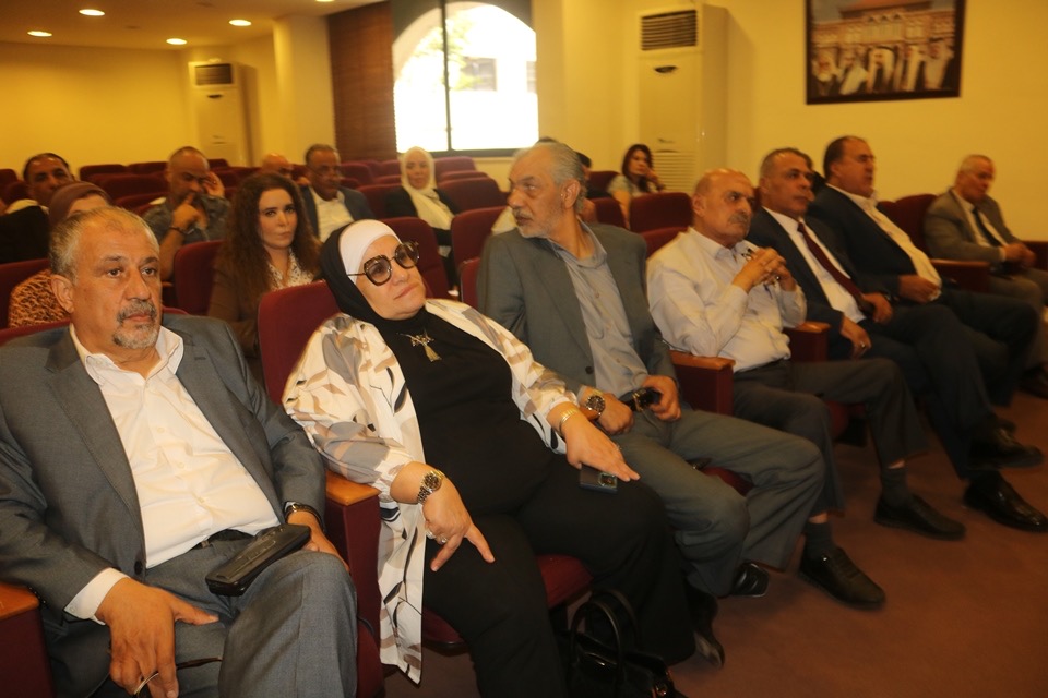 ناشرو المواقع الإخبارية الإلكترونية يشكلون ثلاث لجان لحل ازمتها مع نقابة الصحفيين "صور"