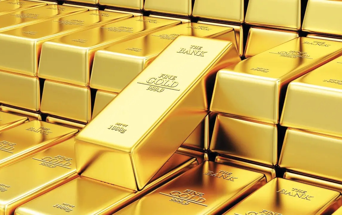 الذهب يواصل التراجع ويسجل أدنى مستوى له منذ 3 أسابيع