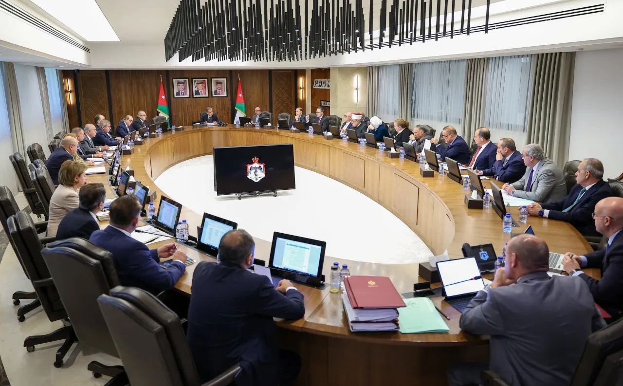 صورة حول : عاجل | الاتصال الحكومي تستعرض أبرز محطات عمل الحكومة في أيلول عاجل | الاتصال الحكومي تستعرض أبرز محطات عمل الحكومة في أيلول