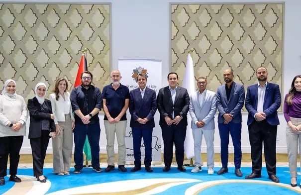 صورة حول : العدوان يلتقي الفائزين بجائزة الحسين للعمل التطوعي العدوان يلتقي الفائزين بجائزة الحسين للعمل التطوعي