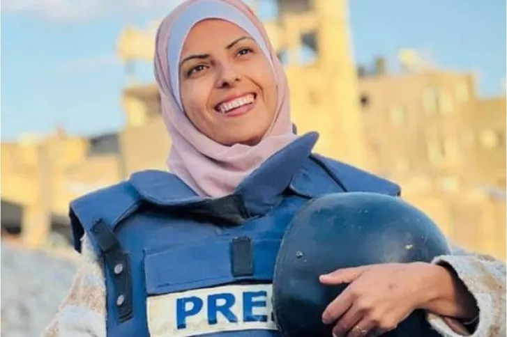 مريم أبو دقة تنال وسام" حرية الصحافة العالمية"بعد استشهادها