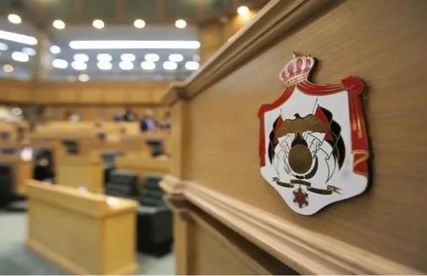 الأحزاب تقيّم أداء حكومة حسان بين الإيجابي والحذر