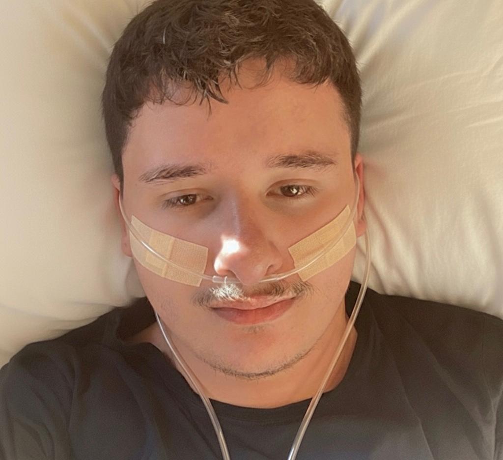 صورة حول : عاجل | أب يناشد وزير الصحة: ارجوك إنقذ حياة ابني "قبل فوات الأوان" .. وثائق وصور عاجل | أب يناشد وزير الصحة: ارجوك إنقذ حياة ابني "قبل فوات الأوان" .. وثائق وصور