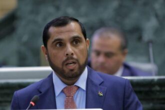 المشاقبة يوجه سؤالًا نيابيًا حول التعيينات الإدارية في جامعة آل البيت