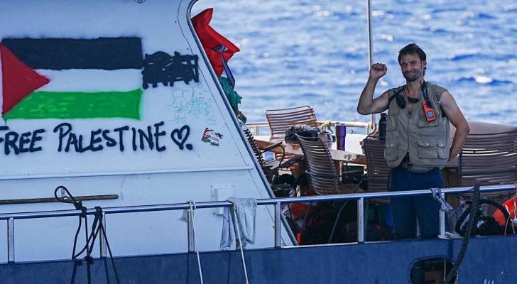 إسرائيل ترحّل 4 نشطاء إيطاليين من أسطول المساعدات