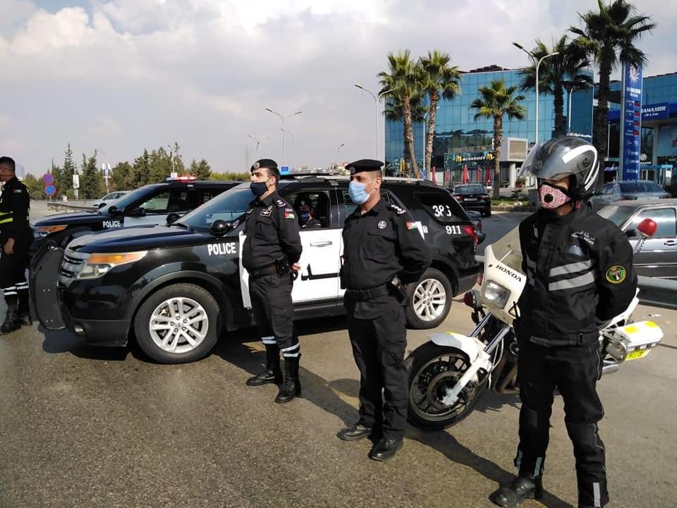 عاجل | الأمن يوقف أشخاصاً هددوا سلامة طالبات مدرسة في إربد