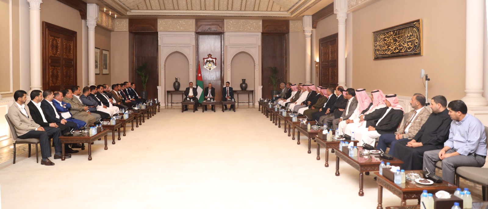 العيسوي لوفد من عشيرة المشاقبة: التحديث الشامل خيار وطني يعزز ثقة الأردنيين بمستقبلهم