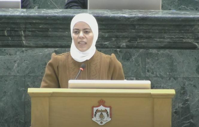 أبو غوش تستفسر عن جدوى الزيارات الميدانية لرئيس الوزراء