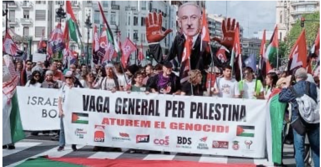 صورة حول : احتجاجات مؤيدة لفلسطين تُغلق أبواب مباراة فالنسيا احتجاجات مؤيدة لفلسطين تُغلق أبواب مباراة فالنسيا