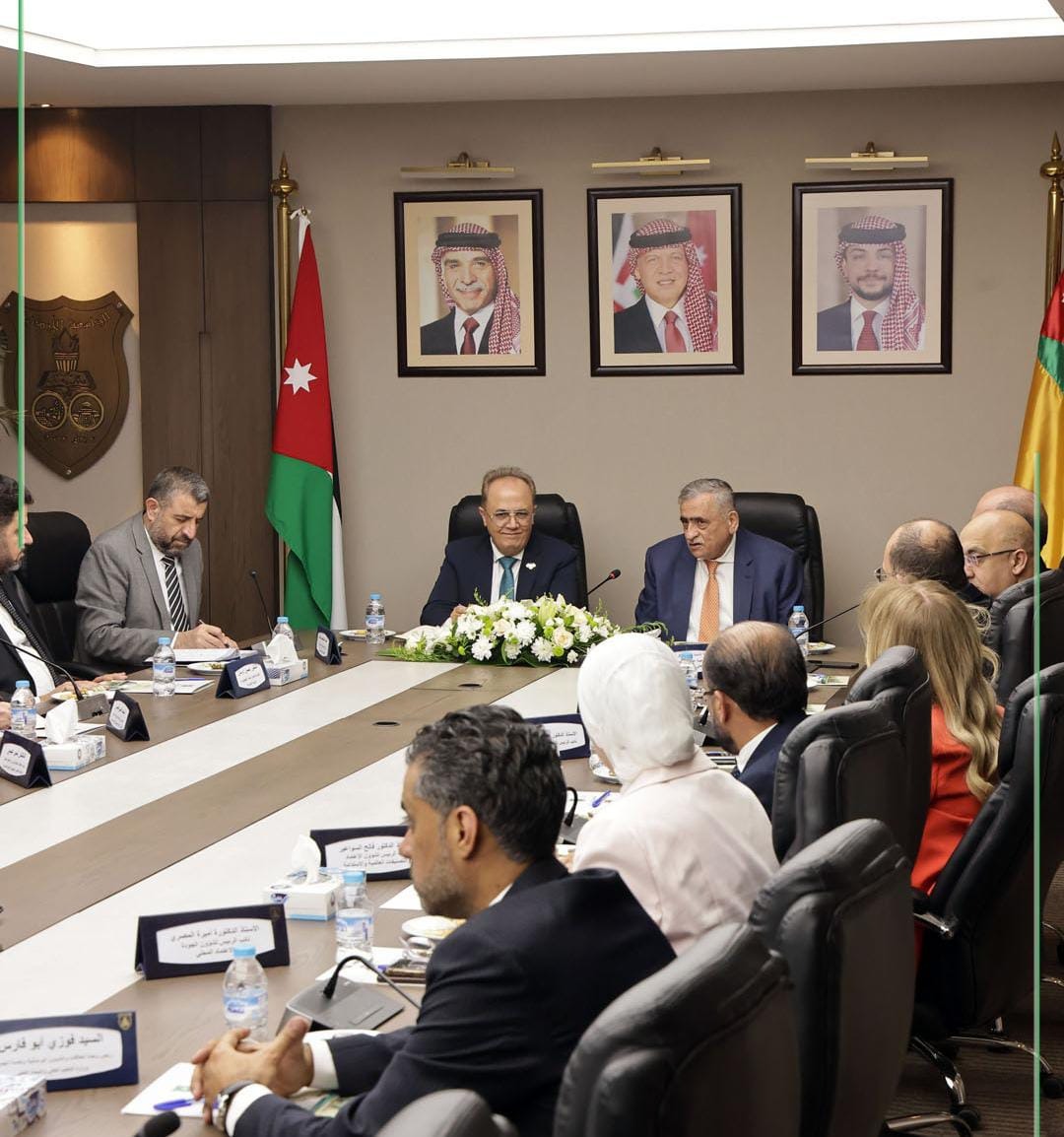 بحث التعاون بين الجامعة الأردنية ووزارة التعليم العالي السورية