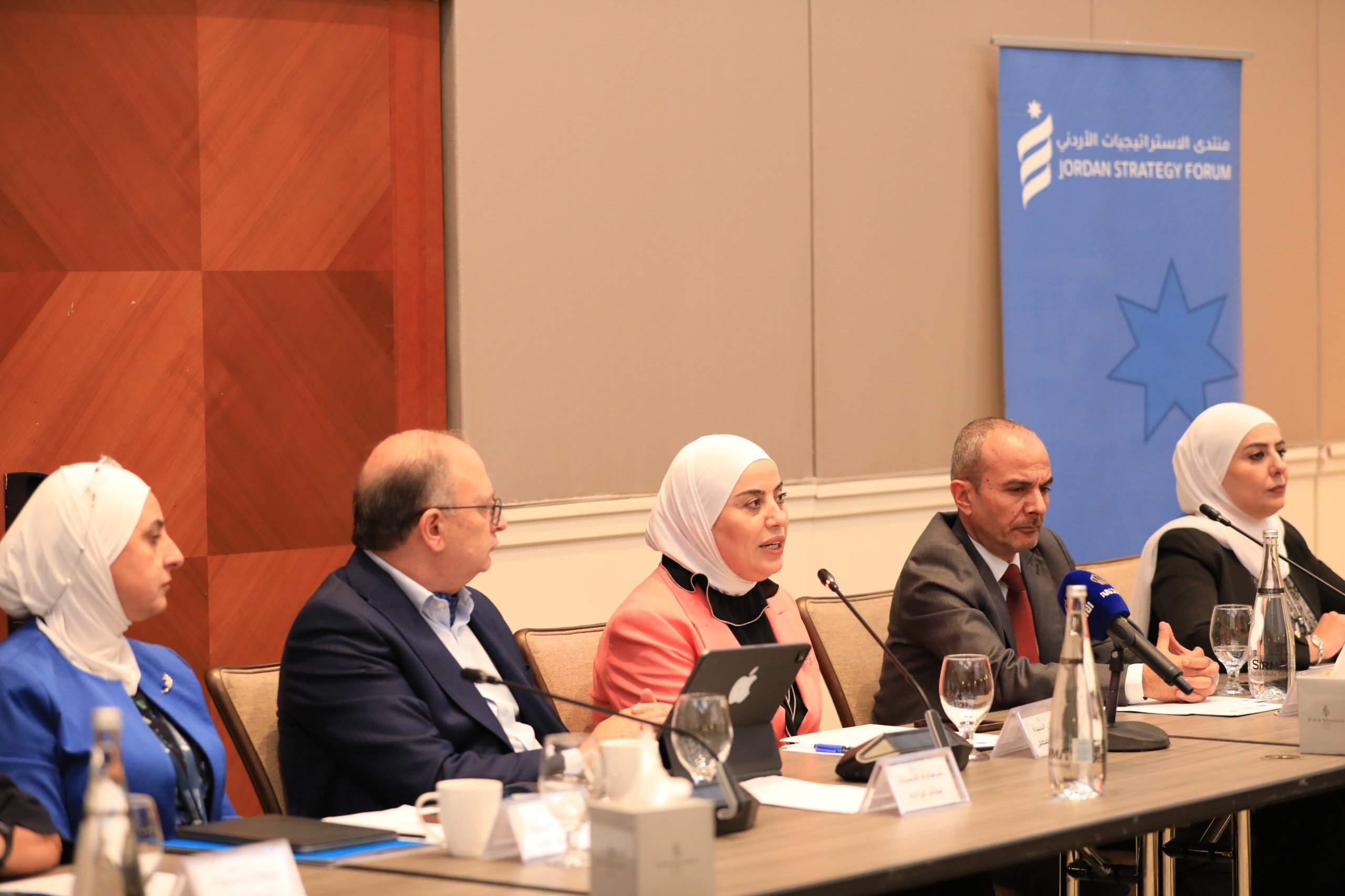 صورة حول : وزيرة التنمية الاجتماعية تطلق جلسة تشاورية حول تصنيف الجمعيات ضمن الاستراتيجية الوطنية للحماية الاجتماعية وزيرة التنمية الاجتماعية تطلق جلسة تشاورية حول تصنيف الجمعيات ضمن الاستراتيجية الوطنية للحماية الاجتماعية