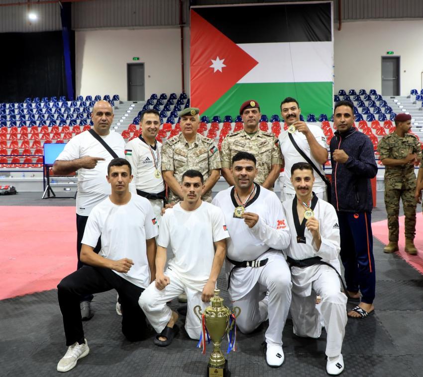 صورة حول : الاتحاد الرياضي العسكري ينظم بطولة التايكواندو العسكرية"صور" الاتحاد الرياضي العسكري ينظم بطولة التايكواندو العسكرية"صور"