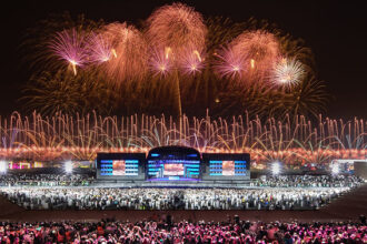 موسم الرياض 2025 يحقق مليون زائر خلال 13 يومًا