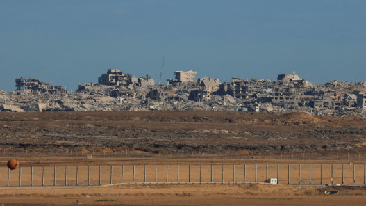 صورة حول : فريق مصري يدخل غزة للمساعدة في تحديد مواقع جثث المحتجزين فريق مصري يدخل غزة للمساعدة في تحديد مواقع جثث المحتجزين