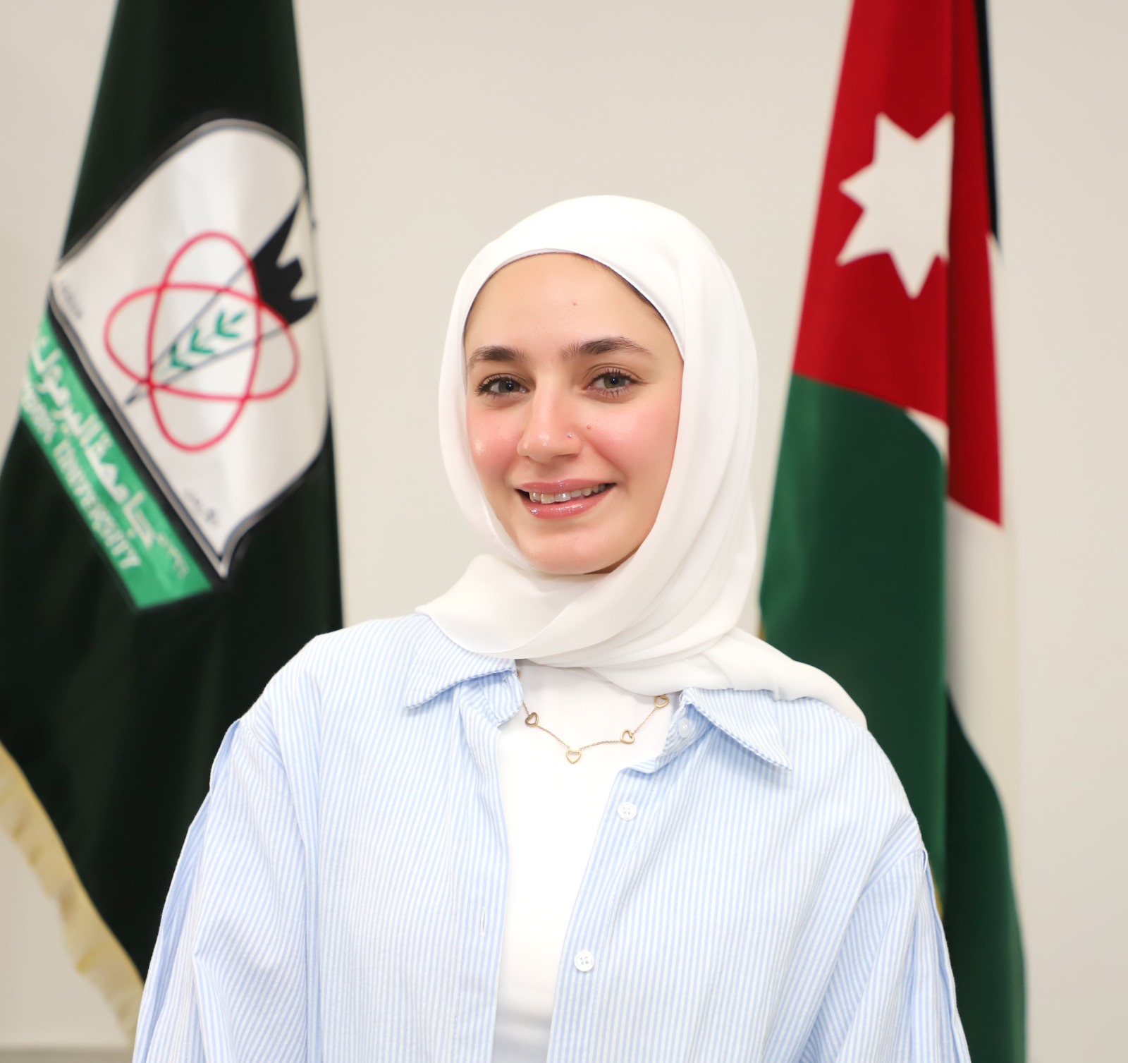 صورة حول : طالبة من "اليرموك" تفوز بجائزة أفضل متطوعة بمجتمعات النساء بالهندسة طالبة من "اليرموك" تفوز بجائزة أفضل متطوعة بمجتمعات النساء بالهندسة