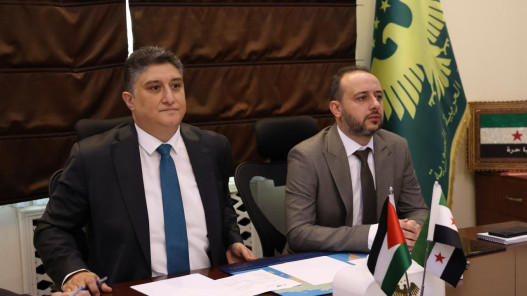 صورة حول : اجتماع فني ثلاثي بين الأردن وسوريا وتركيا لتعزيز التعاون في قطاع النقل اجتماع فني ثلاثي بين الأردن وسوريا وتركيا لتعزيز التعاون في قطاع النقل