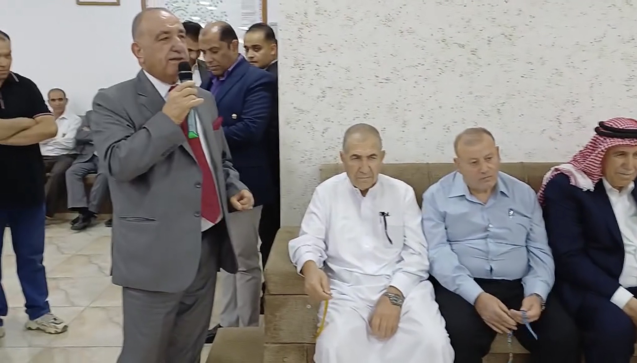 مأدبة كبرى بمناسبة شفاء الزميل الصحفي أحمد العياصرة.. صور