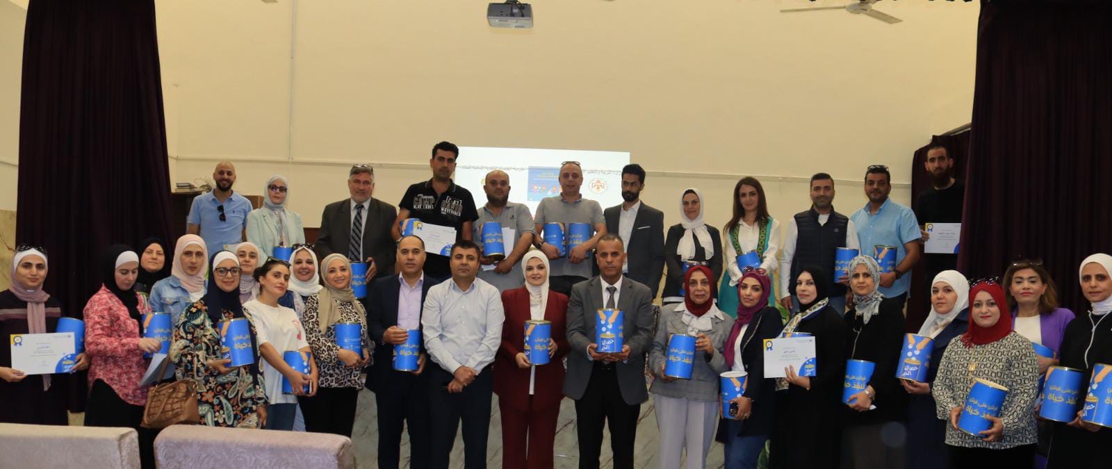 صورة حول : انطلاق حملة “حصالة الخير” في مدارس لواء الجامعة لدعم مرضى السرطان انطلاق حملة “حصالة الخير” في مدارس لواء الجامعة لدعم مرضى السرطان