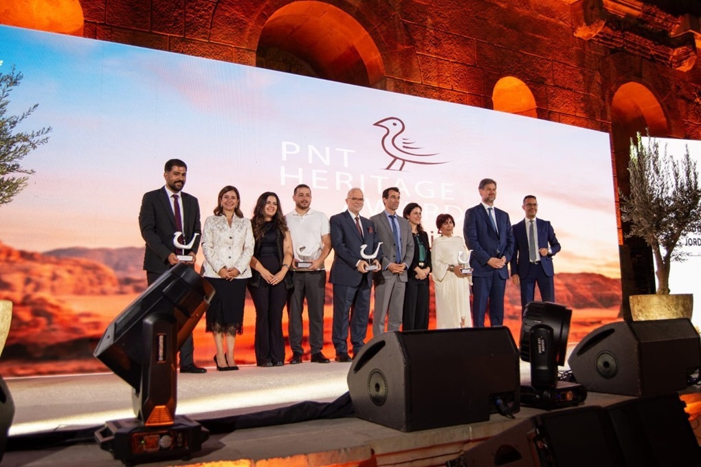 صورة حول : برعاية الأميرة دانا فراس.. تتويج الفائزين بجائزة التراث 2025 برعاية الأميرة دانا فراس.. تتويج الفائزين بجائزة التراث 2025