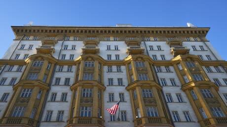 مسؤول أمريكي رفيع يجري مشاورات في موسكو