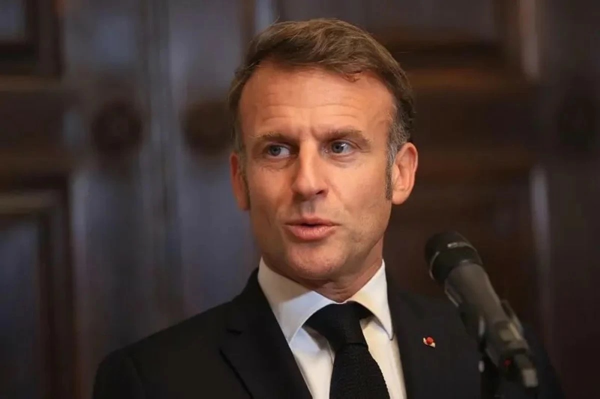 صورة حول : ماكرون يعتزم تعيين رئيس وزراء جديد خلال 48 ساعة ماكرون يعتزم تعيين رئيس وزراء جديد خلال 48 ساعة