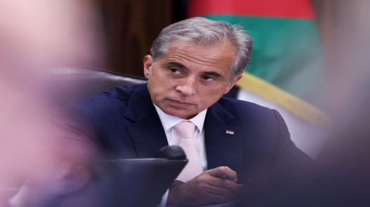 صورة حول : 70% من الأردنيين يثقون بحكومة حسان 70% من الأردنيين يثقون بحكومة حسان