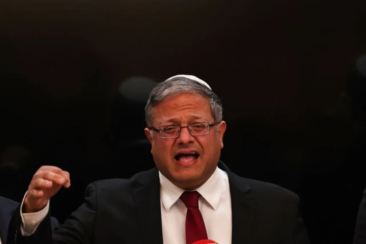 صورة حول : بن غفير يهدد نتنياهو بحل الحكومة بن غفير يهدد نتنياهو بحل الحكومة