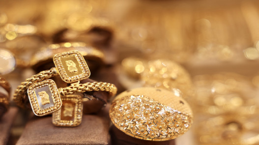 صورة حول : انخفاض أسعار الذهب بالسوق المحلي اليوم انخفاض أسعار الذهب بالسوق المحلي اليوم