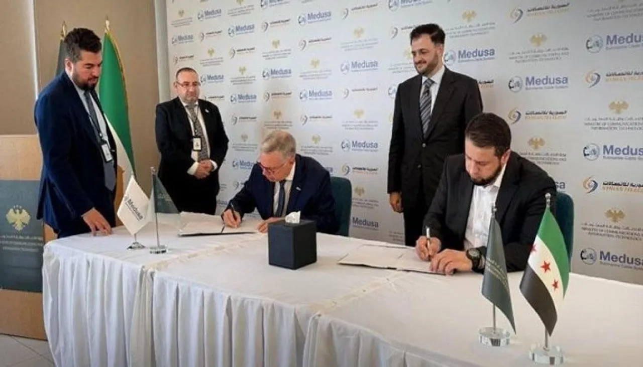 سورية توقع اتفاقية إنزال أول كابل بحري دولي